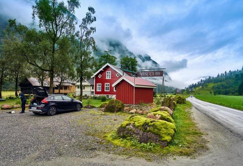 Общежитие Rødseter Gjestegård