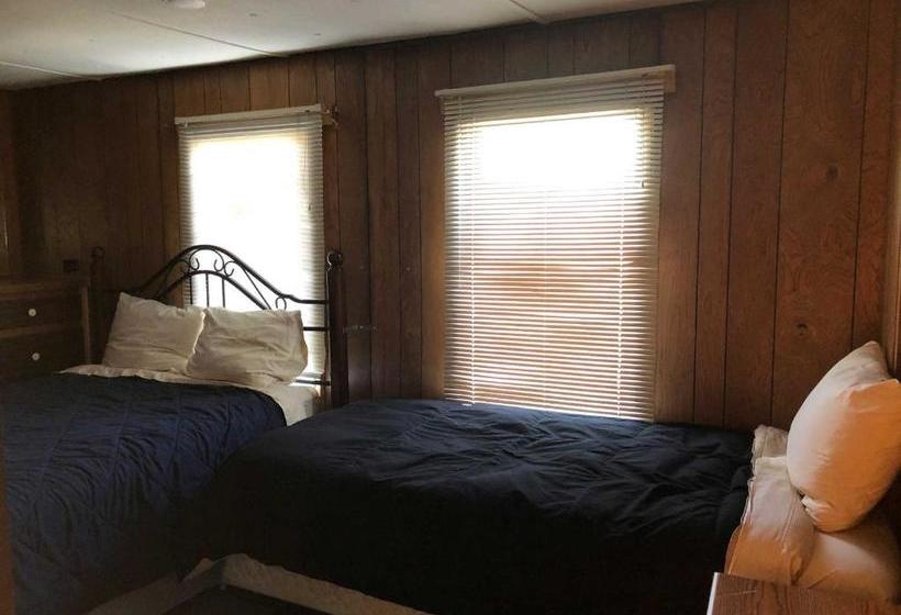 فندق صغير Uncle Nicolai S Inn B&b