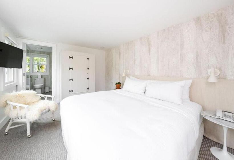 فندق صغير White Moose Inn