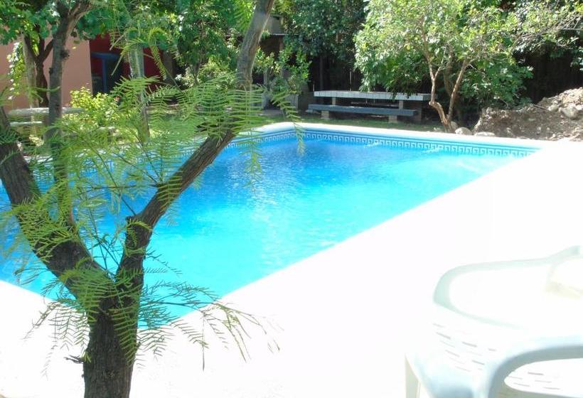 Apart Cabañas De La Plaza