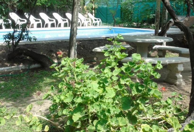 Apart Cabañas De La Plaza