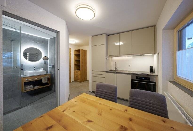 Aparthotel Grischuna