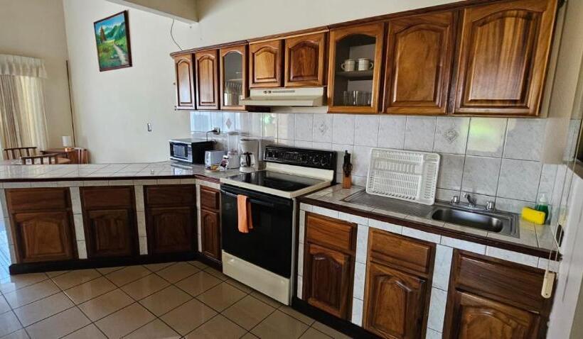 Apartotel Obelisco San José Aeropuerto