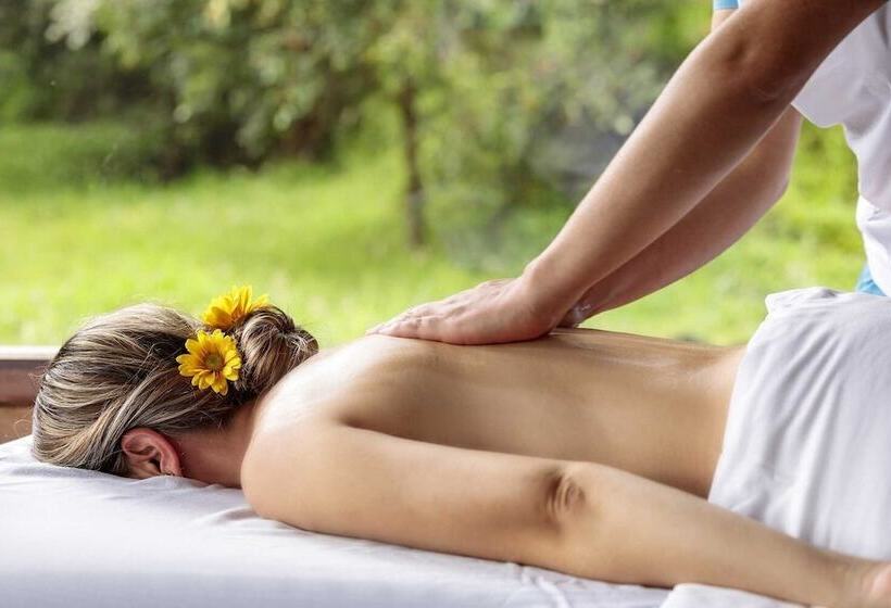 Best Western Grand Baymen Gardens