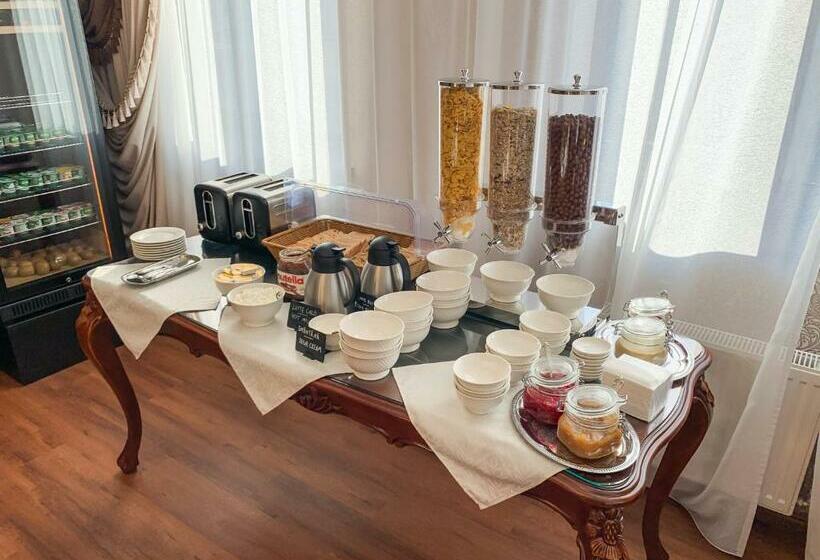 Gregory Hotel Dendrarium Park