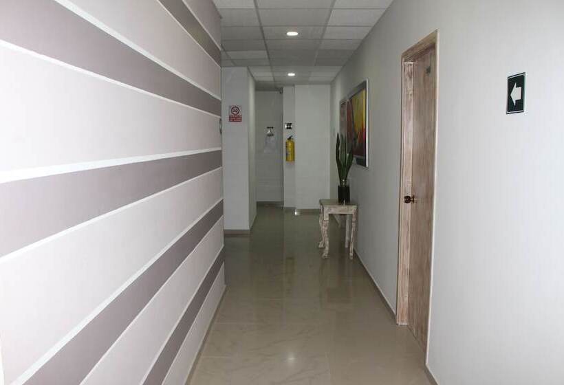 ホテル Ibiza Cartagena