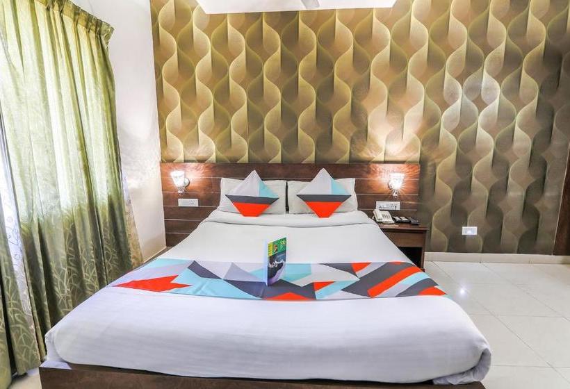 Отель Status Executive Rooms