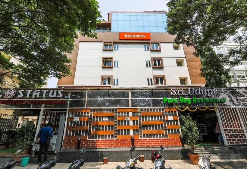 Отель Status Executive Rooms