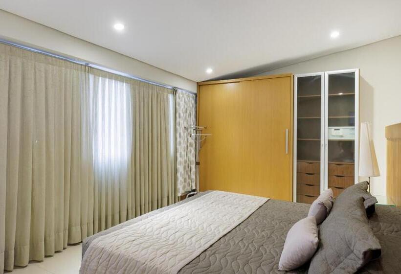 Le Village Distributed By Intercity