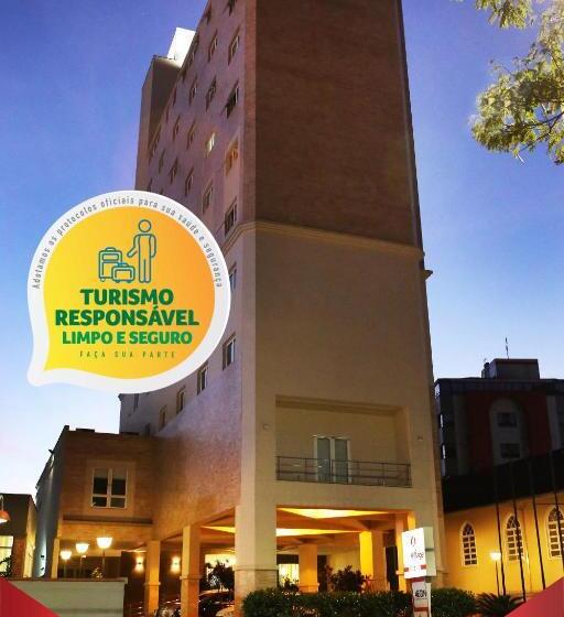 Le Village Distributed By Intercity