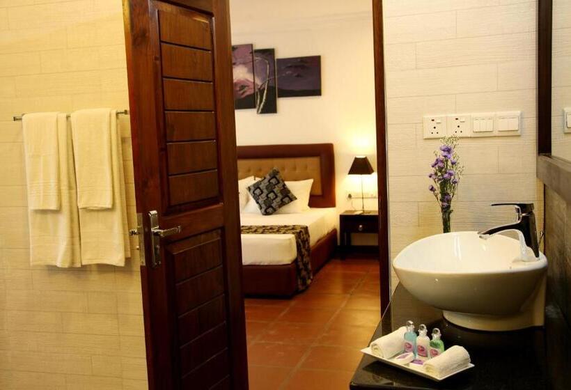 Oreeka   Katunayake Airport Transit Hotels