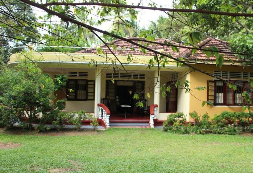 פנסיון Abberny Villa