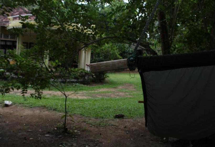 פנסיון Abberny Villa