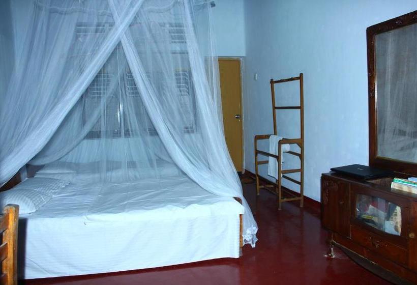 פנסיון Abberny Villa