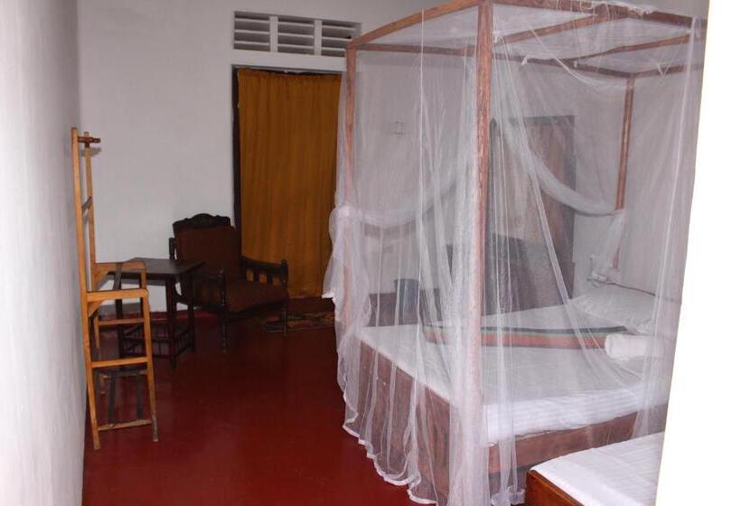 פנסיון Abberny Villa