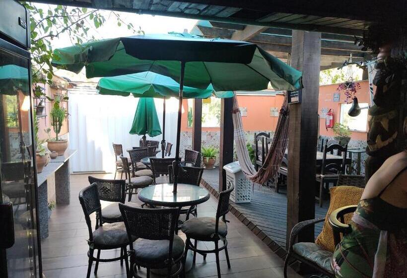 פנסיון Airport Pousada