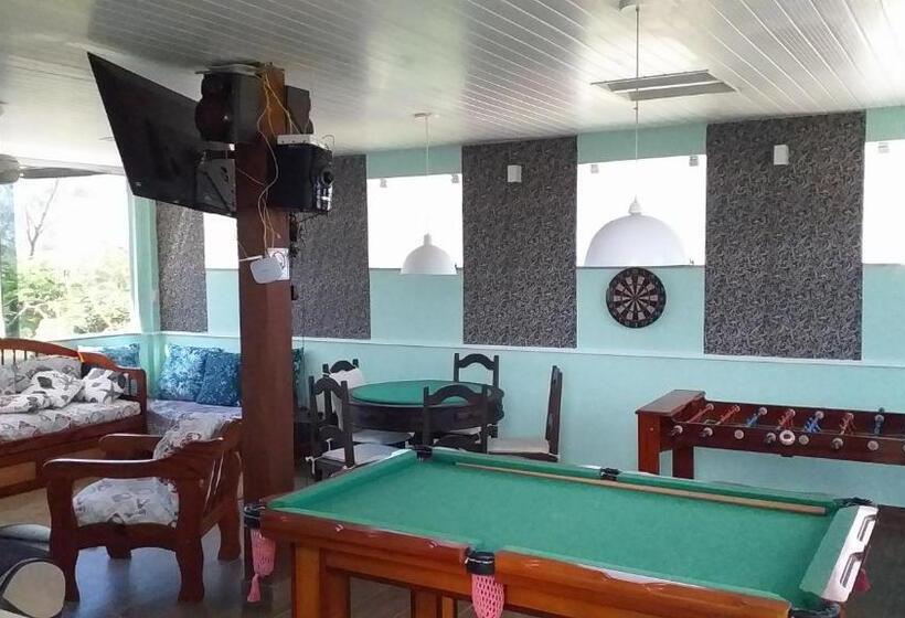 פנסיון Airport Pousada