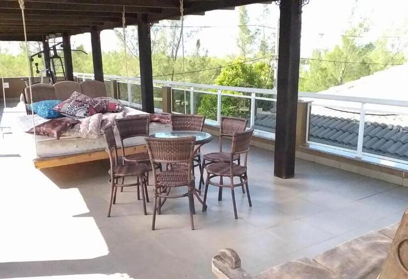 פנסיון Airport Pousada