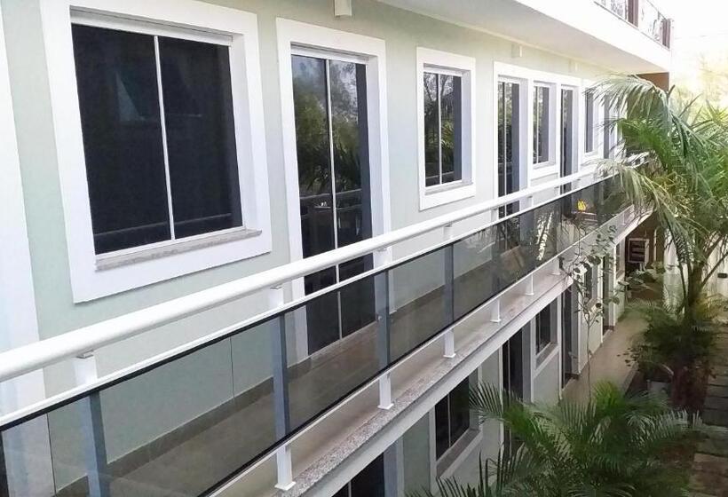 פנסיון Airport Pousada