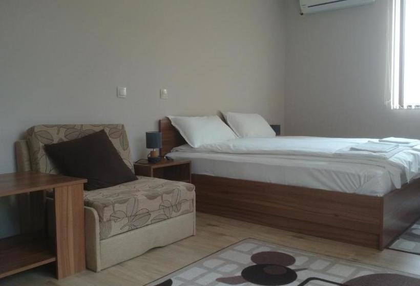 پانسیون Andreevite Houses