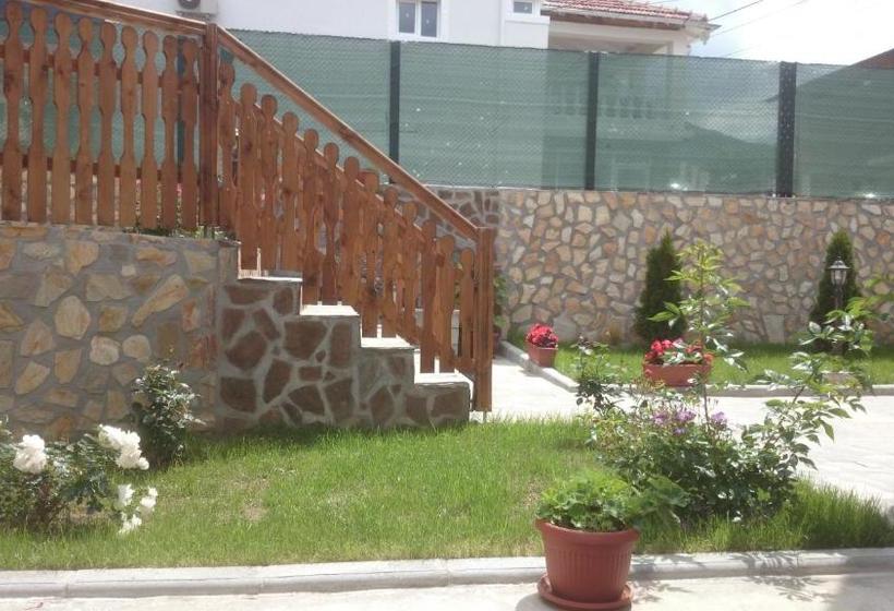 پانسیون Andreevite Houses