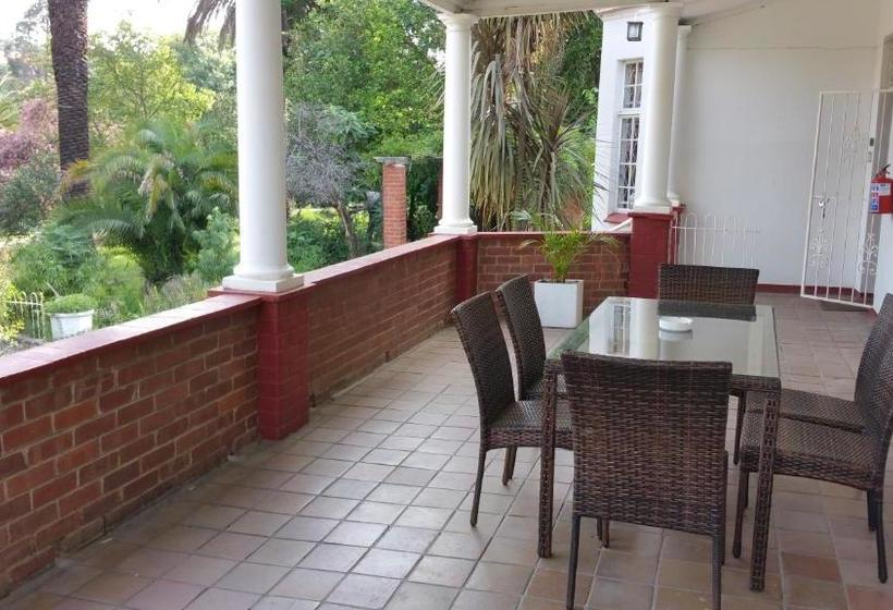 ペンション Ashtonville Terraces Guesthouse