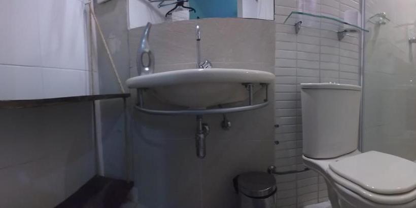 פנסיון Airport Pousada