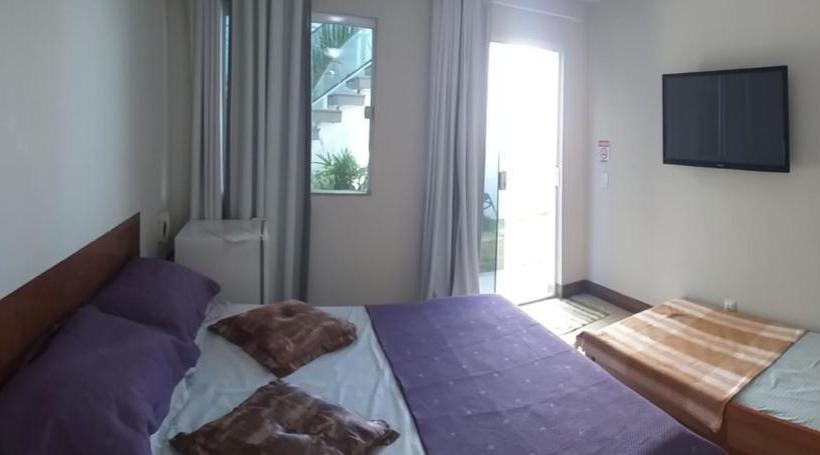 פנסיון Airport Pousada