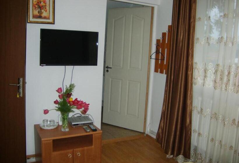 بنسيون Casa Nobilis