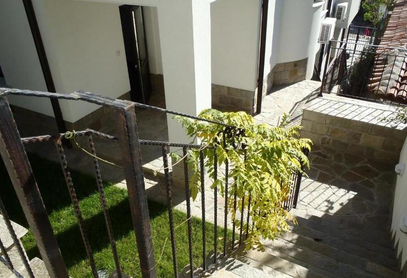 פנסיון Cloudbase Guesthouse