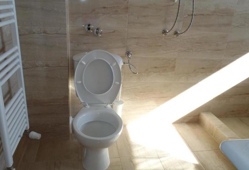 ペンション Cloudbase Guesthouse