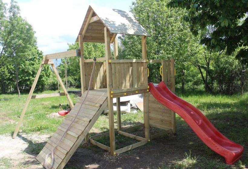 پانسیون Family Hotel Relaxa