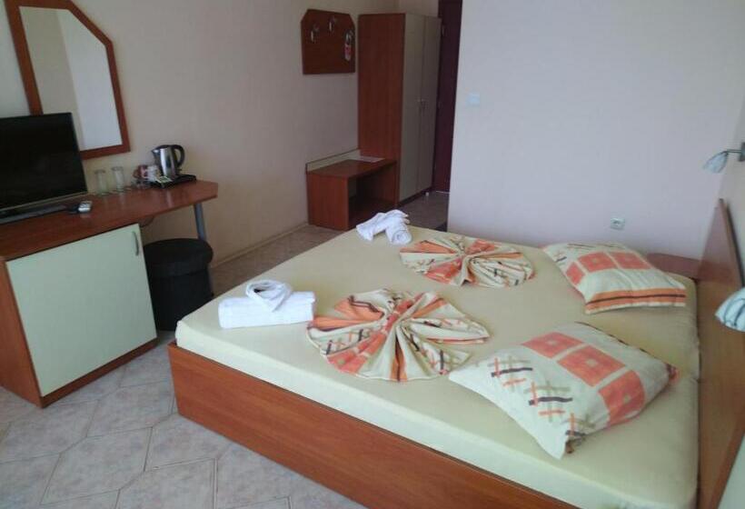 펜션 Guesthouse Kamelia