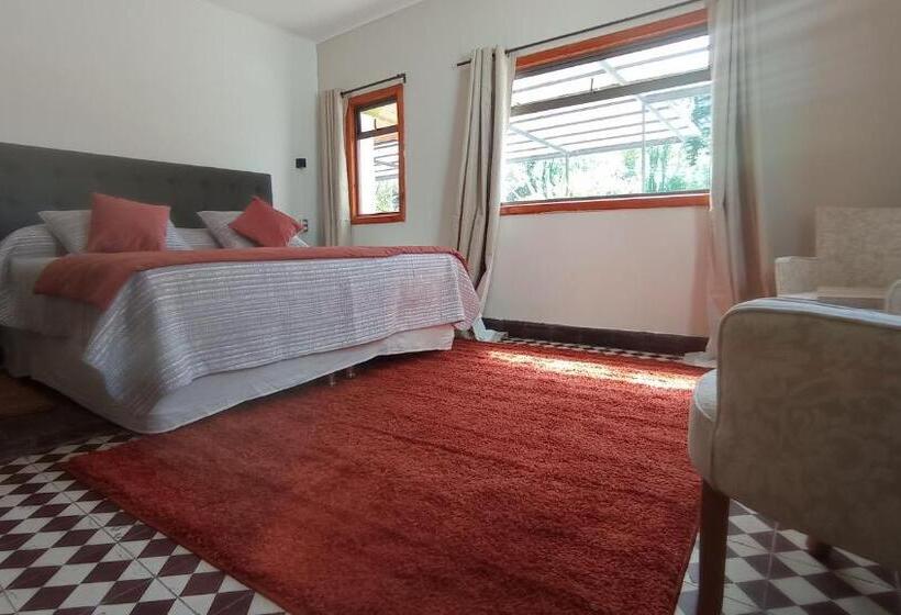 بنسيون Hostal Los Peñones