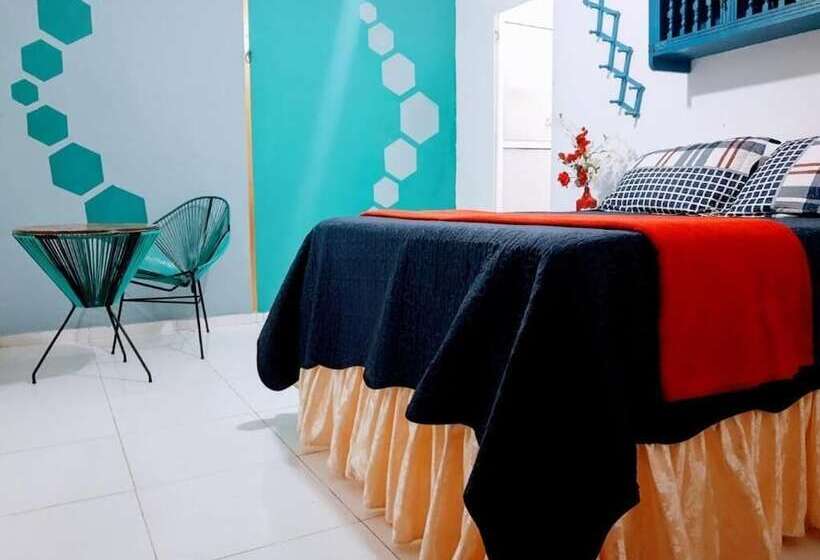 פנסיון Hostal Solsticio Guajiro