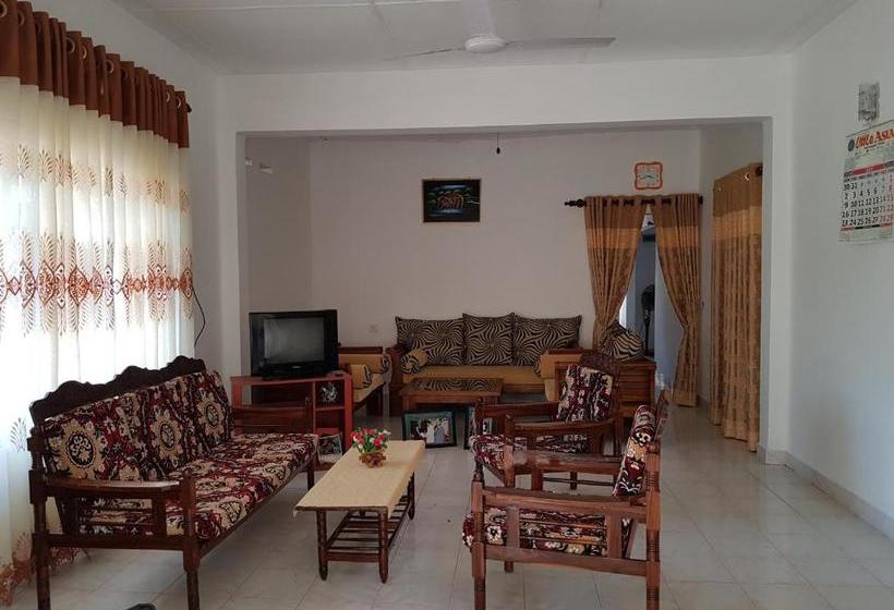 بنسيون Lotus Villa