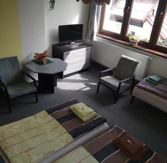 펜션 Penzion Akron