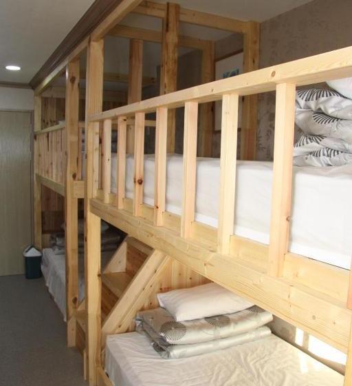 Пансион Pine Garden Guesthouse