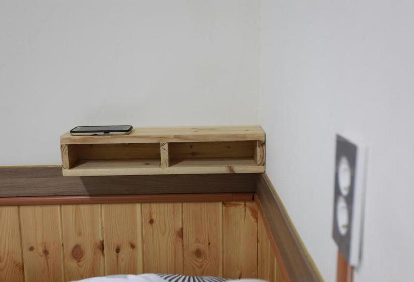 Пансион Pine Garden Guesthouse