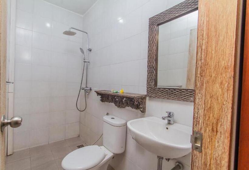 פנסיון Sadana Bali Guesthouse