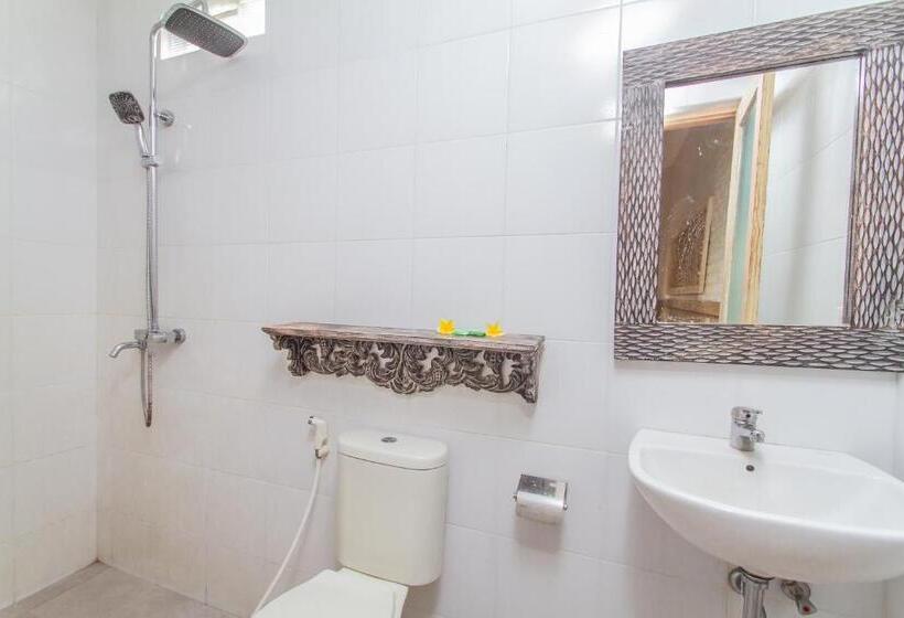 פנסיון Sadana Bali Guesthouse