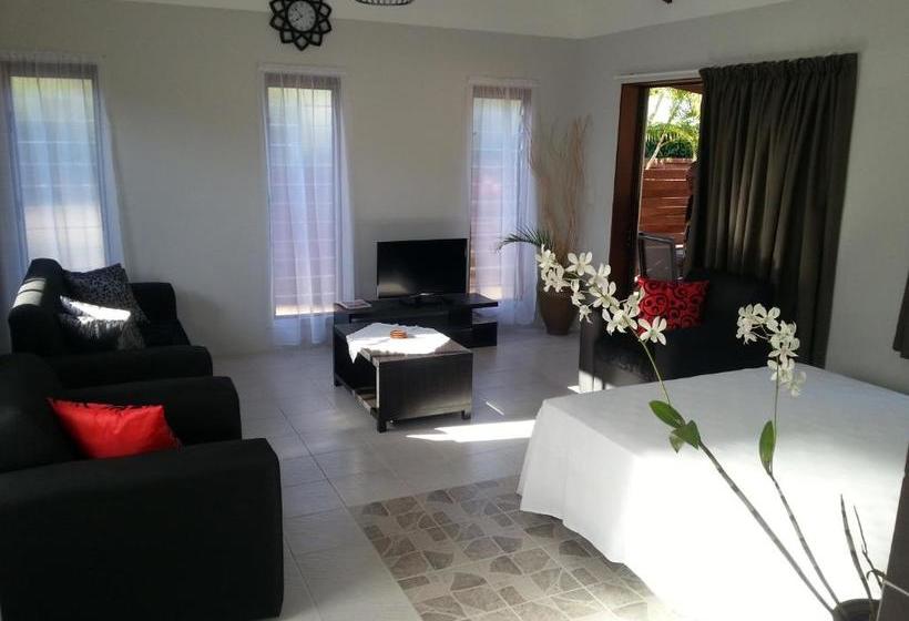 پانسیون Sunset Palms Rarotonga