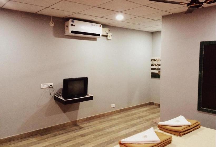 Pensión Vickys Guest House