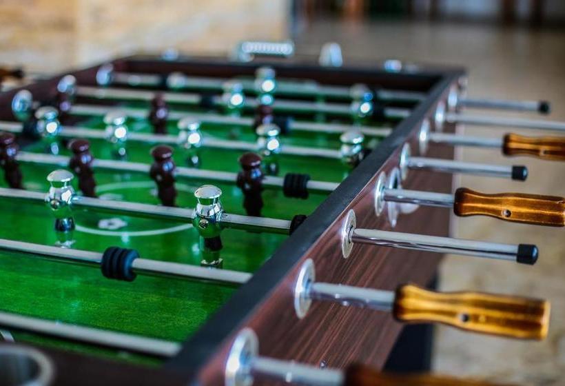 پانسیون Villa Megdani