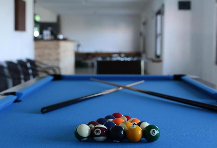 پانسیون Villa Megdani