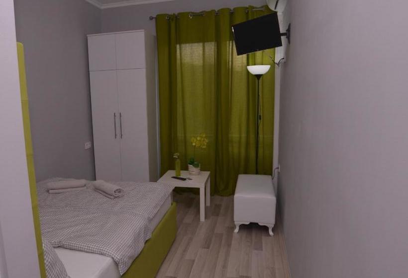 پانسیون Villa Radica