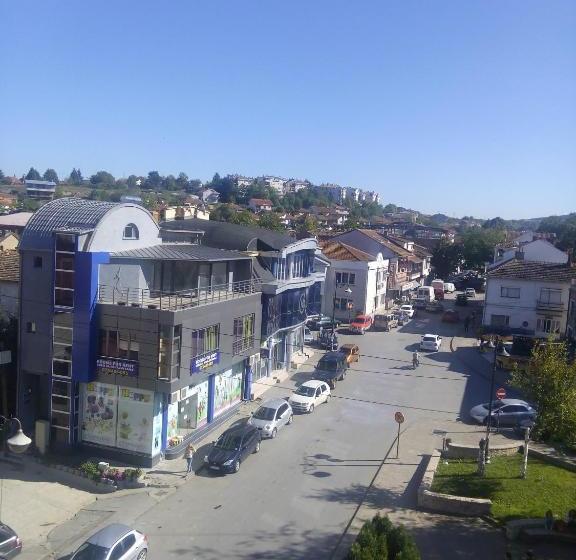 پانسیون Villa Radica