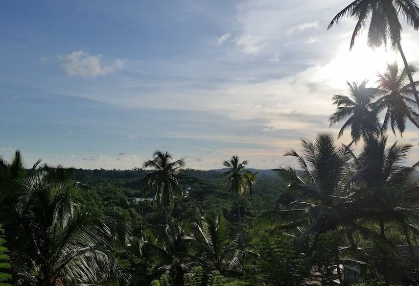 بنسيون Villa Serenity   Jayavikumgama