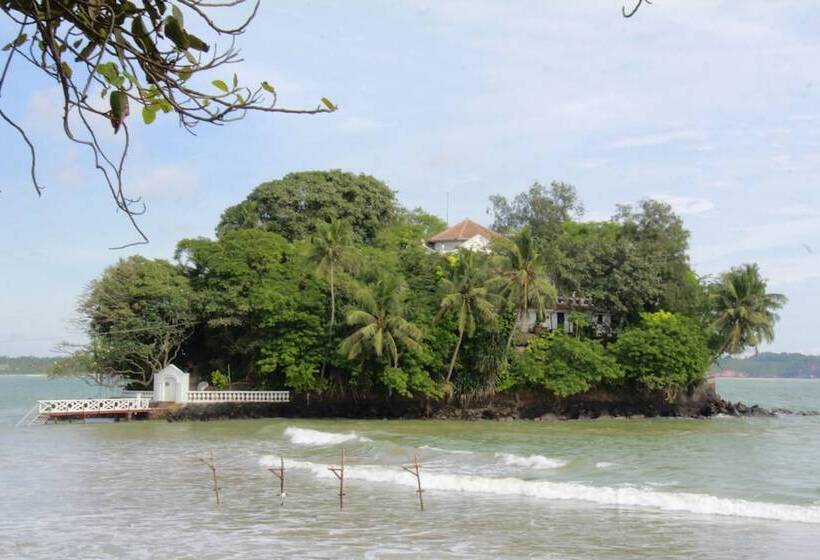 بنسيون Villa Serenity   Jayavikumgama