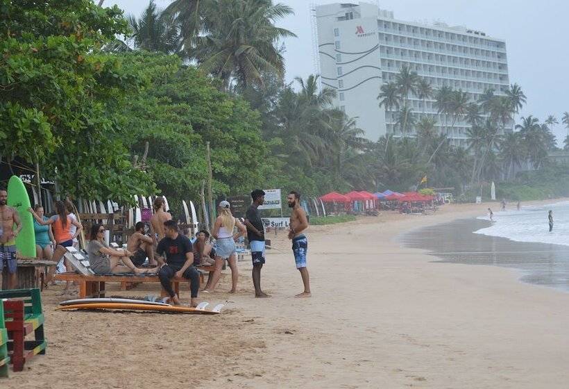 بنسيون Villa Serenity   Jayavikumgama